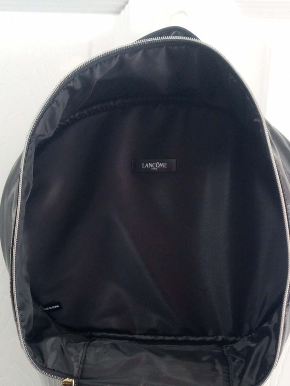 LANCOME ROUND MAKE UP BAG - Picture 11 of 13